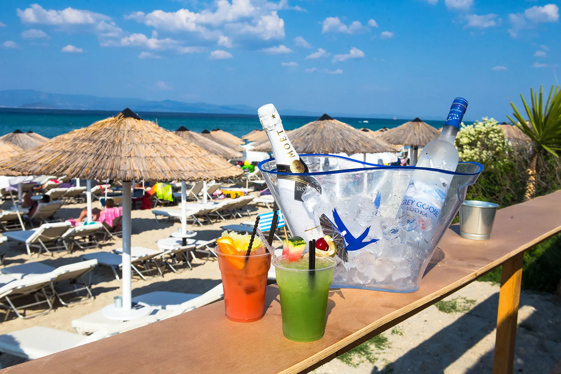 White Beach Bar